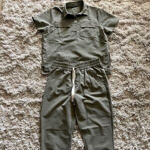 Technical Figs scrub set